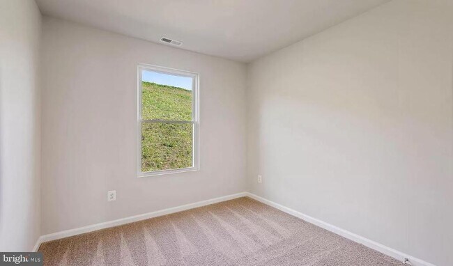 Building Photo - 140 Cramsford St