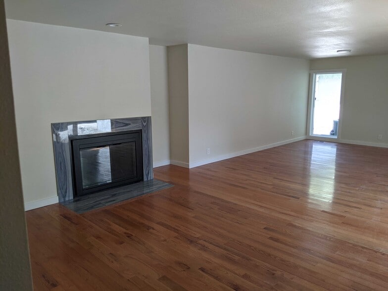 Building Photo - 1308 N 19th St