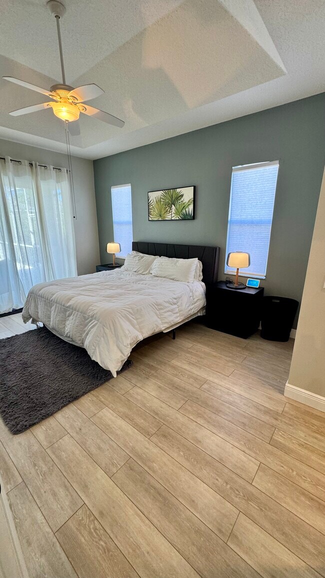 Building Photo - 480 Bridle Path Way