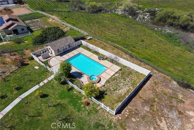 Building Photo - 38900 Ave Arriba