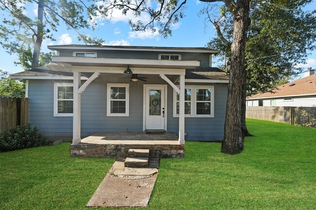 Building Photo - 16730 Springfield Dr