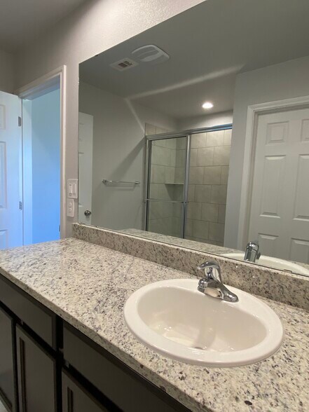 Building Photo - 3937 Jayden Dr