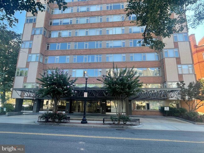 Primary Photo - 1545 18th St NW