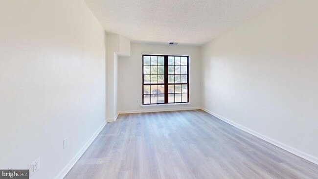 Building Photo - 6955 Mary Caroline Cir