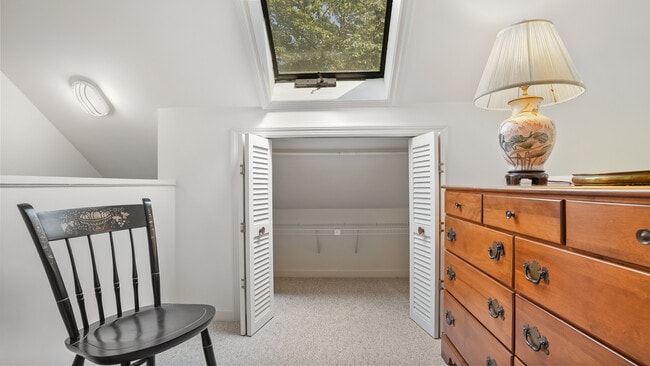 Building Photo - 106 Spoonwood Rd