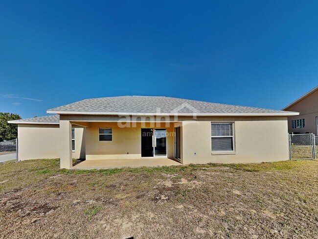 Building Photo - 831 Shore Breeze Way
