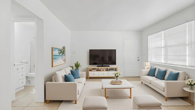 Building Photo - 711 SE 15th St