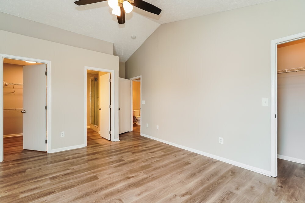 Building Photo - 9202 Rhode Island Way