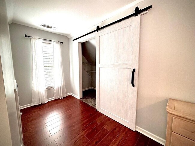 Building Photo - 1206 Camden Hunt Dr