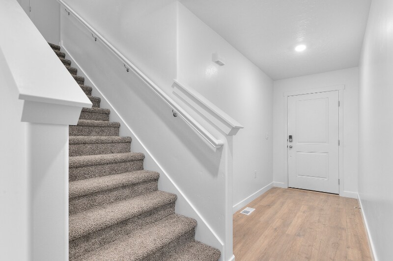 Building Photo - 1538 720 N