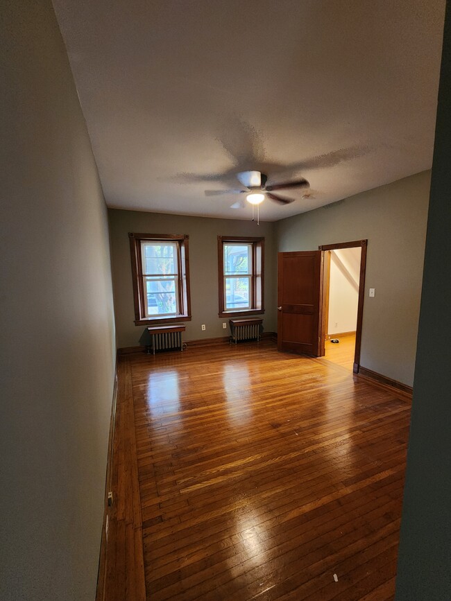 Building Photo - 77 W Lacrosse Ave