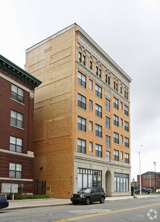 Cass Plaza 3550 Cass Ave Detroit MI 48201 Apartment Finder