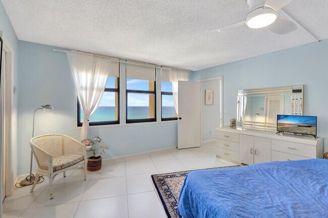Building Photo - 2800 N Ocean Dr