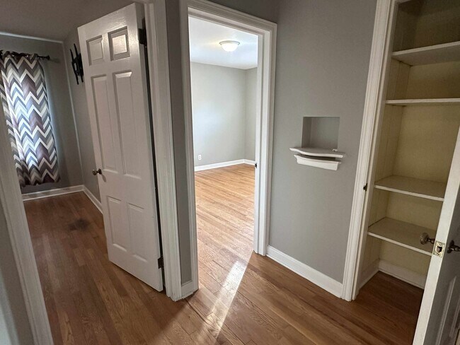 Building Photo - Click the “Apply Now” button or email wapmrentals@gmail.com for a prompt response.