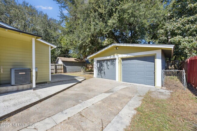 Building Photo - 2769 Green St