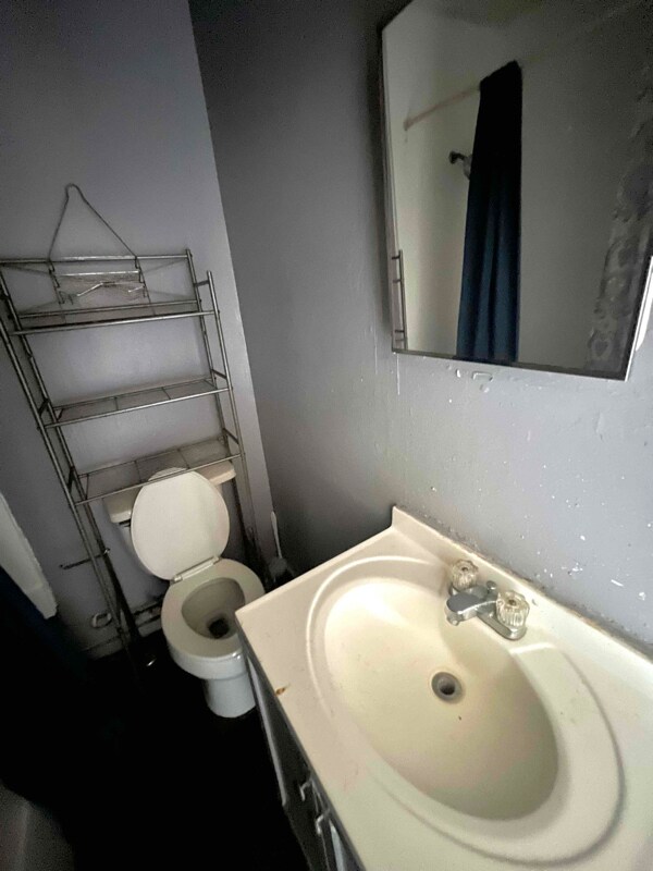 Building Photo - 302 M.L.K. Jr Dr