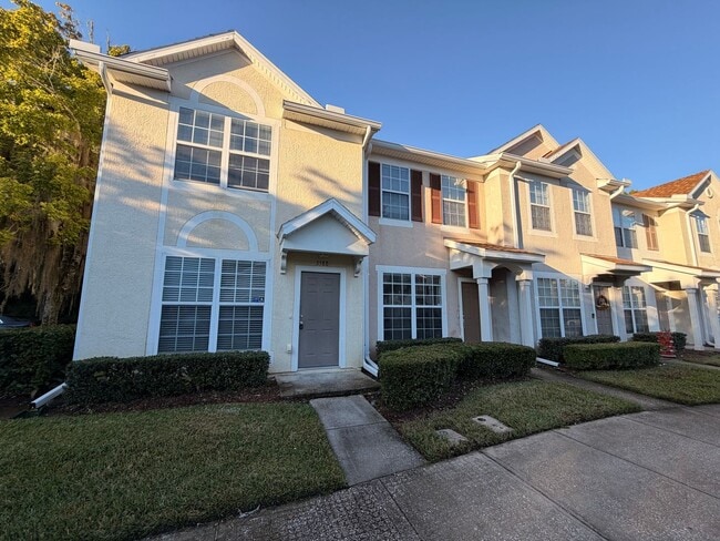 Building Photo - 2/2.5 Townhome in Drayton Park!