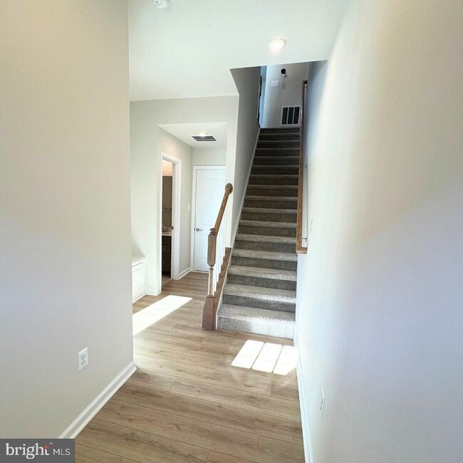 Building Photo - 4714 Torrey Ln