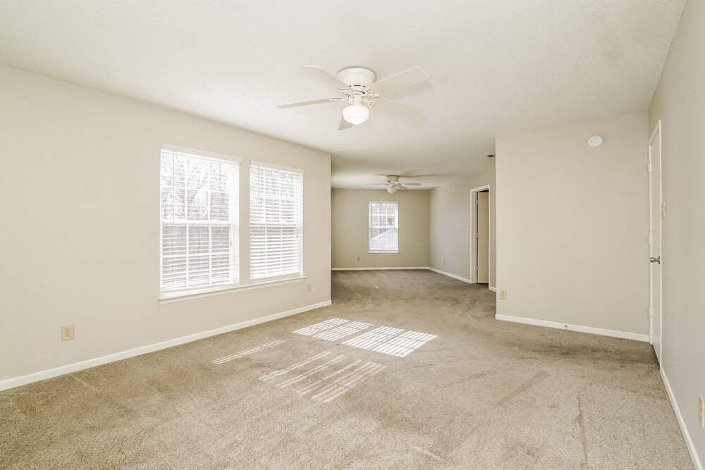 Building Photo - 10841 Zimmerman Ln