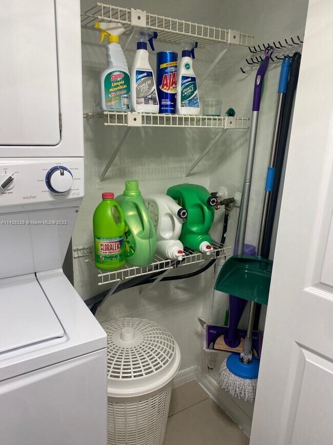 Building Photo - 9440 W Flagler St