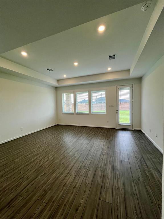 Building Photo - 21627 Royal Jett Dr
