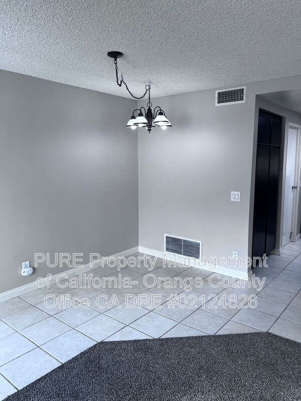 Building Photo - 52 Vista Barranca