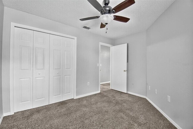 Building Photo - 73 Buttonworth Dr