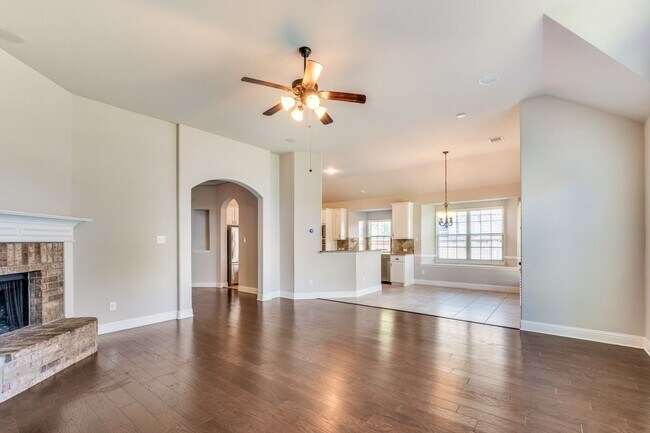 Building Photo - 2812 Pino
