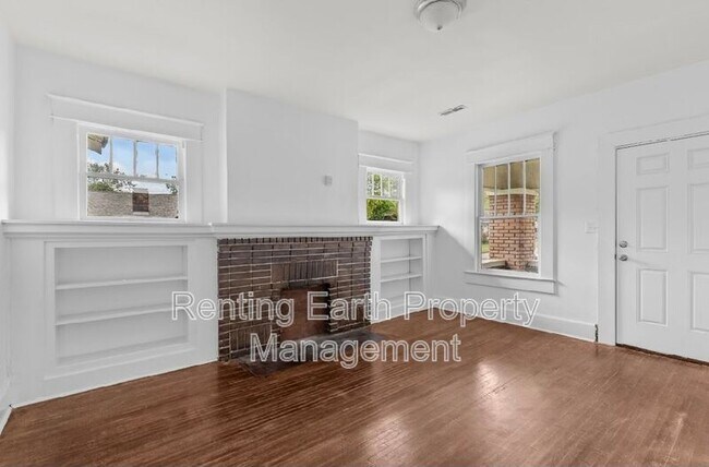 Building Photo - 4745 Court S