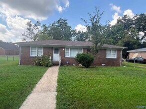 Building Photo - 312 Orange Cir