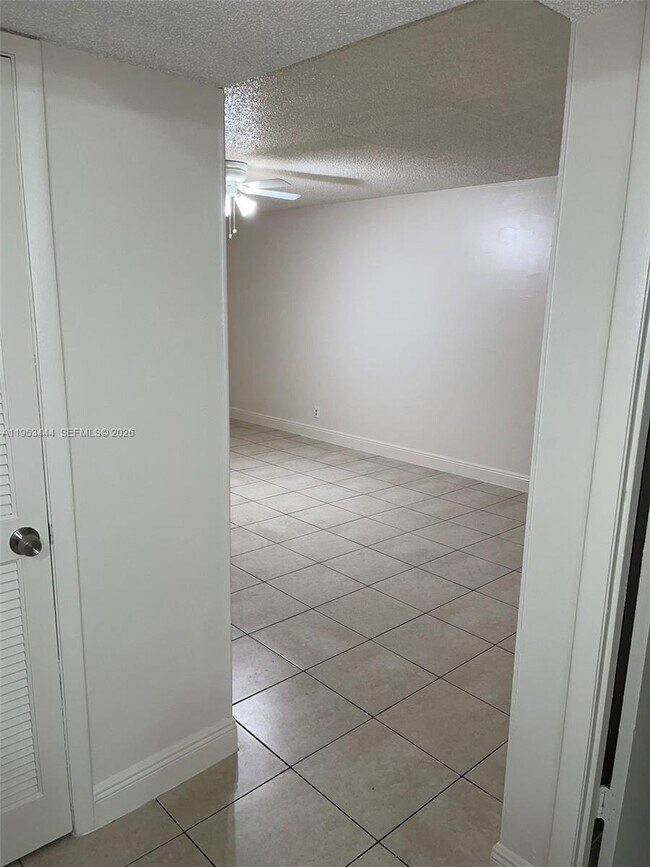 Building Photo - 5953 NW 25th Ct