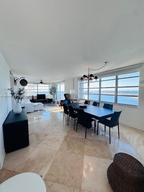 Building Photo - 150 SE 25th Rd