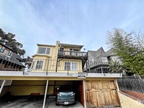 Building Photo - 339 Hanover Ave
