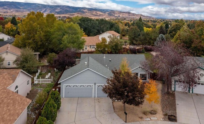 Building Photo - Southwest Reno Hidden Gem - Stunning Back ...