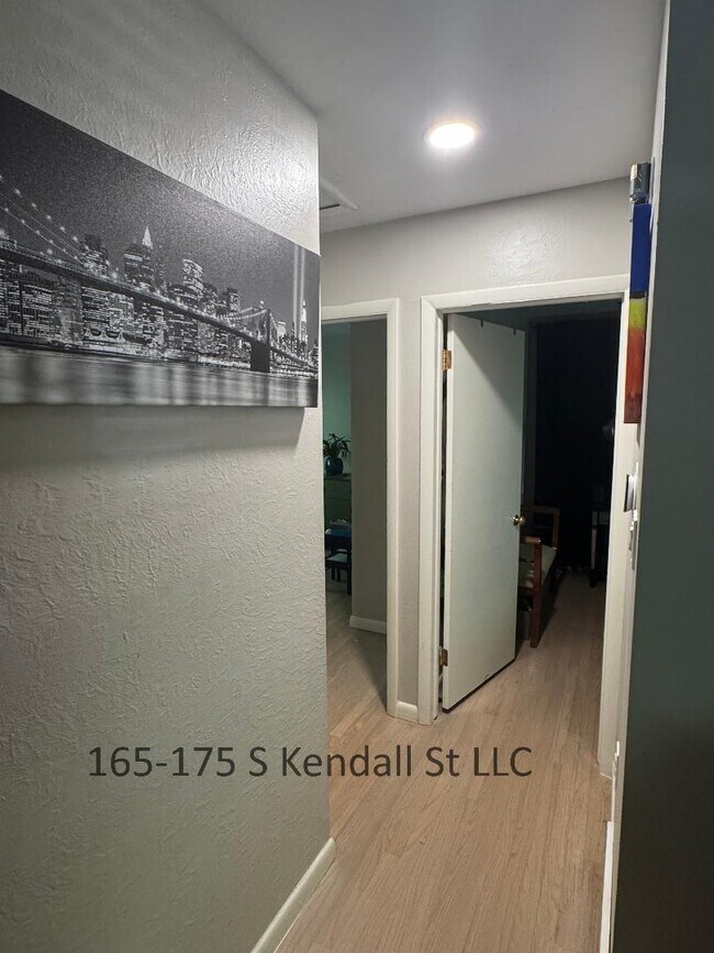 Building Photo - 165 S Kendall St
