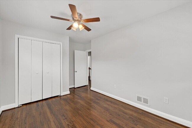 Building Photo - 8611 Ellen Ct
