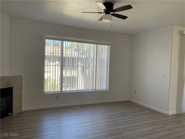 Building Photo - 7131 S Durango Dr
