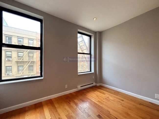 Primary Photo - 312 W 114th St