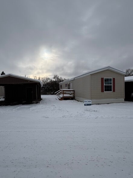 Building Photo - 1045 Conrad Dr