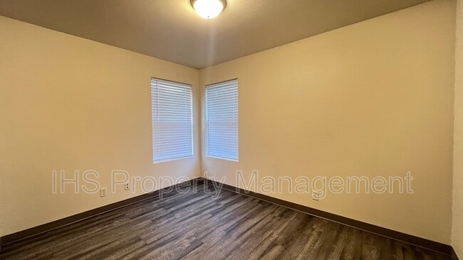 Building Photo - 6305 Chapel Hill Blvd