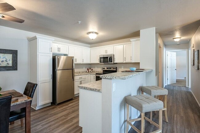 Building Photo - OSBORN ESTATES