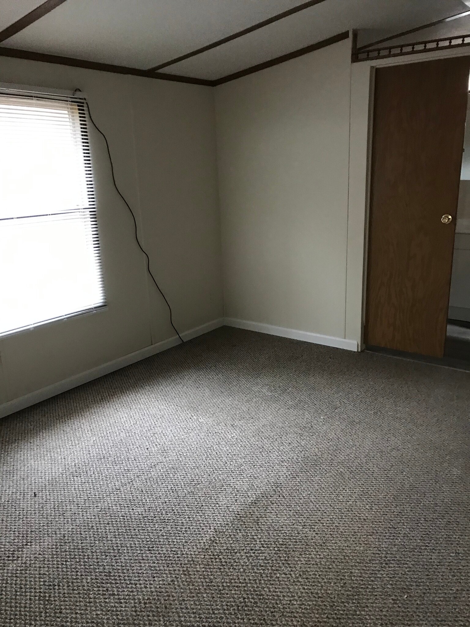 Master bedroom - 104 Marina Way