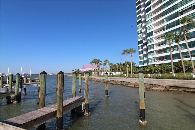 Building Photo - 988 Blvd of the Arts