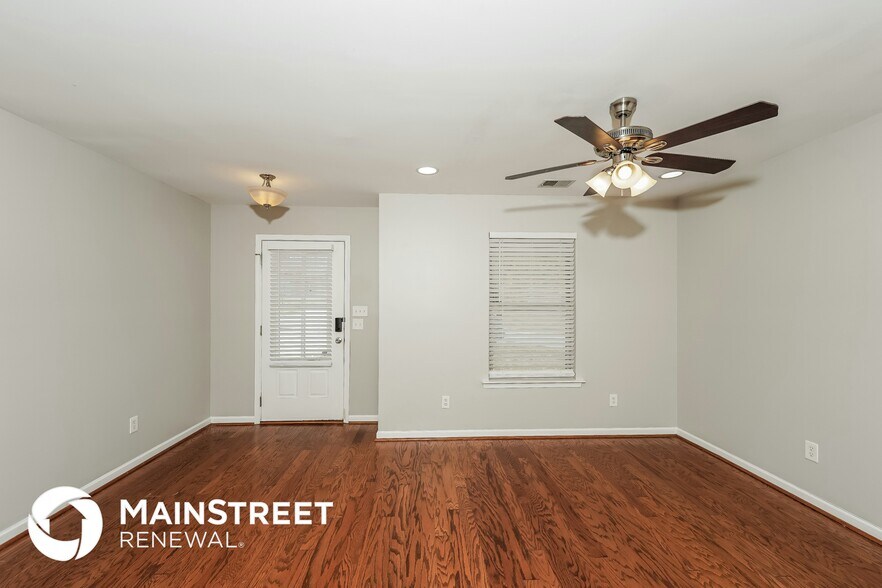 Building Photo - 35 Briar Ridge Ln