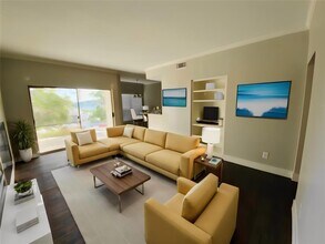 Building Photo - 6000 Shepherd Mountain Cove