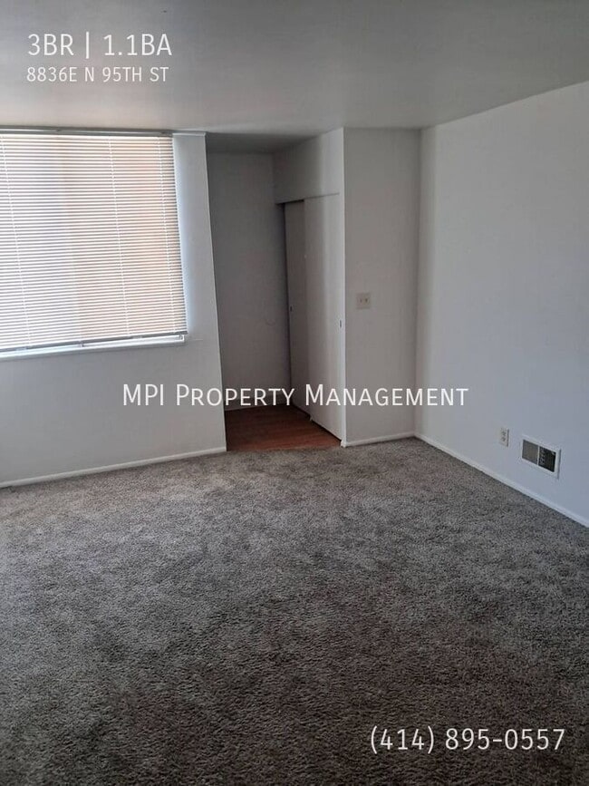Building Photo - 8836 N 95th St