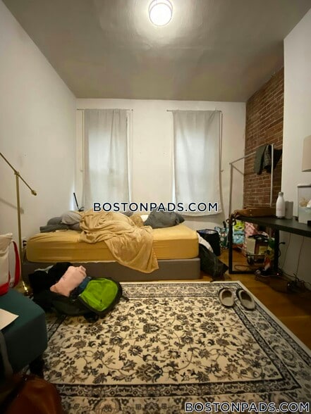 Building Photo - 23 Cortes St