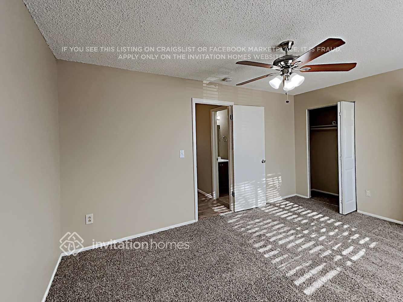 Building Photo - 18821 E Oregon Dr