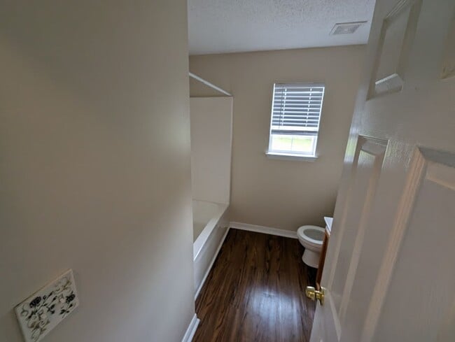 Building Photo - Three Bed Two Bath - Next to Magnolia School, Foley