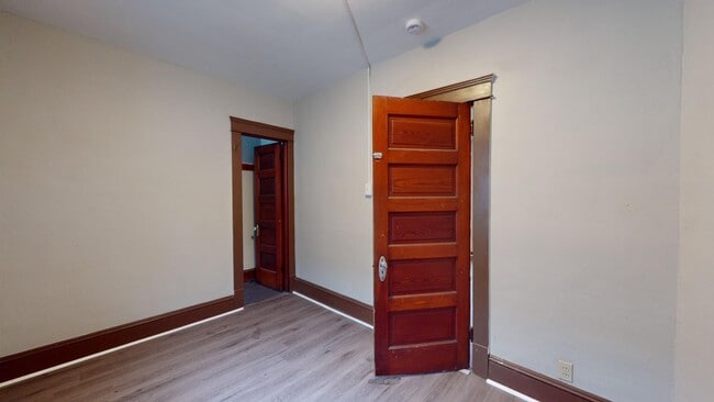 Building Photo - 3414 W 44th St